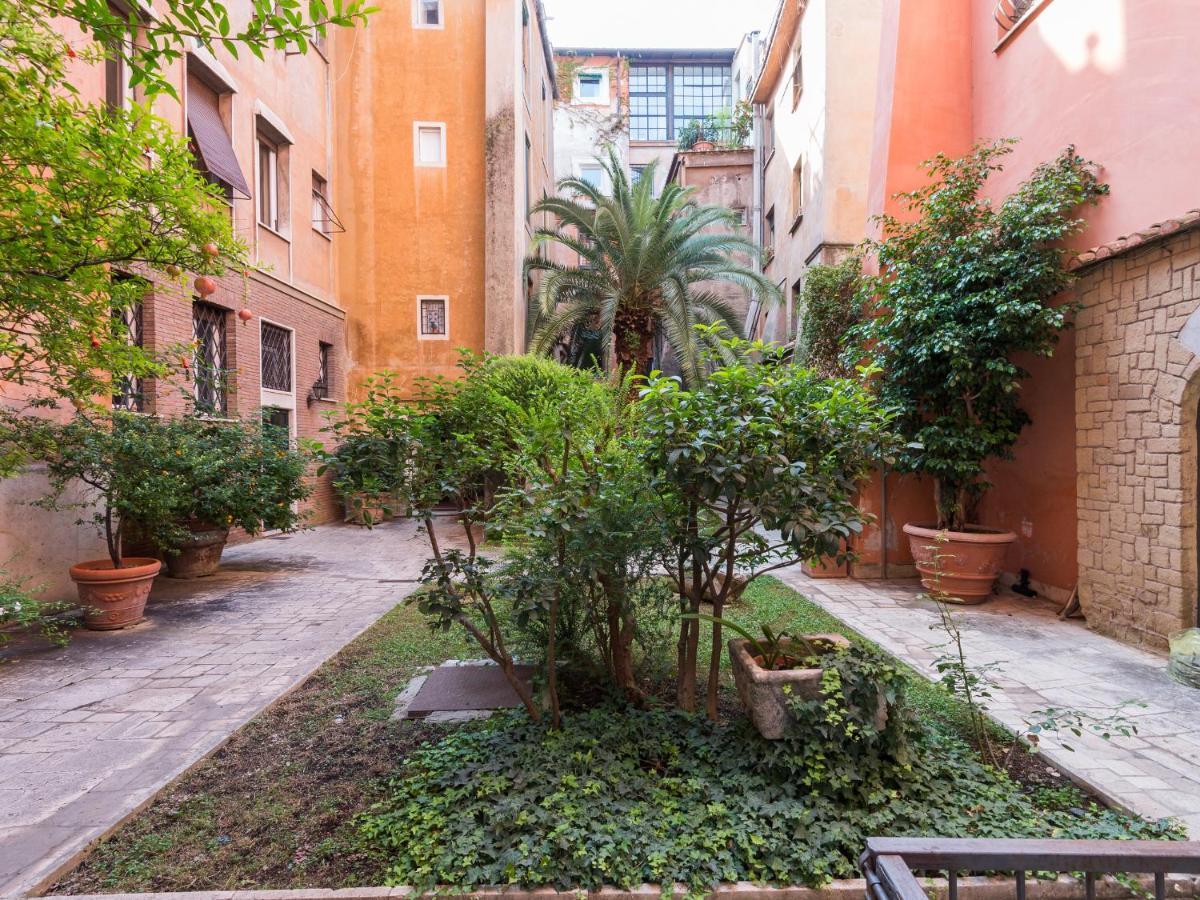 Piazza Lovatelli Luxury Penthouse Apartment Rome Exterior photo
